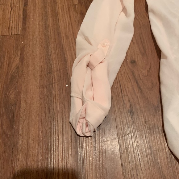 Abercrombie and Fitch Pink Sheer Lace Button Down - Picture 4 of 5